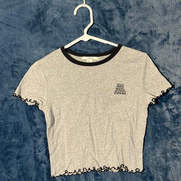 Forever 21 Tops - Forever 21 Gray Mad Cool Fresh Womans Short Sleeve blouse shirt Size Medium‎